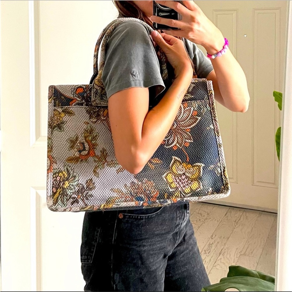 Vince Camuto Orla Canvas Floral Tote (15.5 X 11)